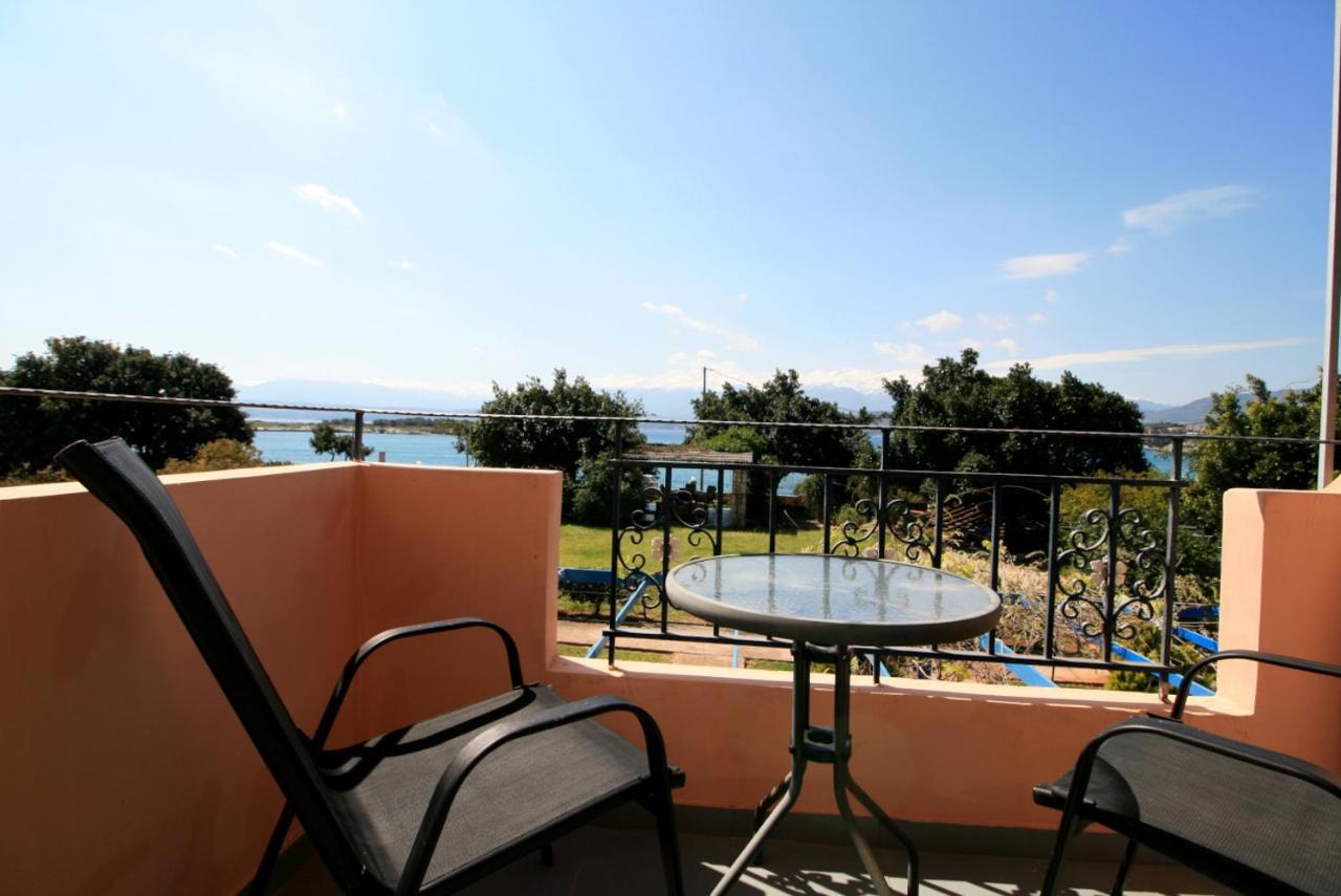 Seaside, Relaxing Family House With Playground! Villa Lavrys 4 Marathi  Eksteriør billede