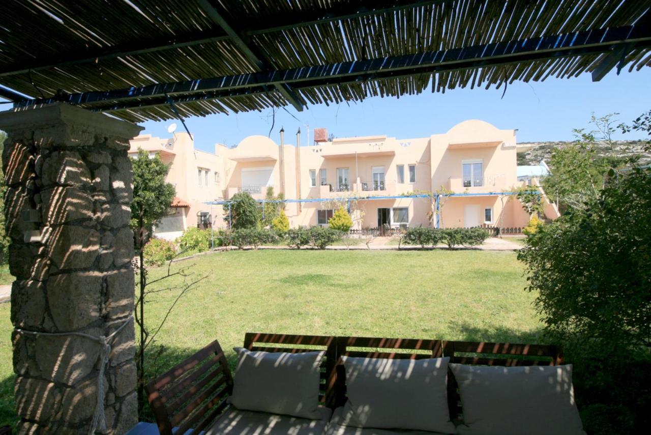 Seaside, Relaxing Family House With Playground! Villa Lavrys 4 Marathi  Eksteriør billede